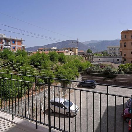 Apartamento Milou'S House Sant'Agnello Exterior foto